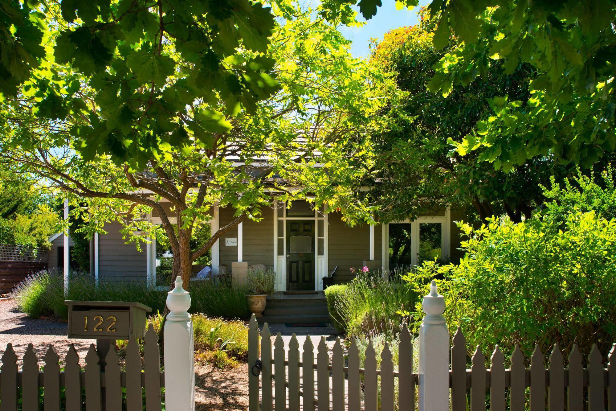 Spa Villas On Main Daylesford Eksteriør billede